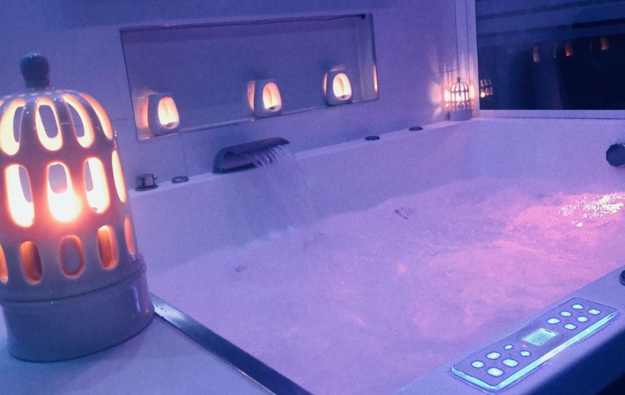 Appart' Spa et Sauna Privatif Au Cœur De Beaune Beaune  Esterno foto